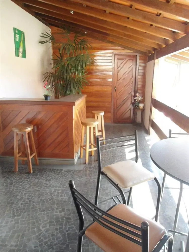 Casa, 4 quartos, 400 m² - Foto 1