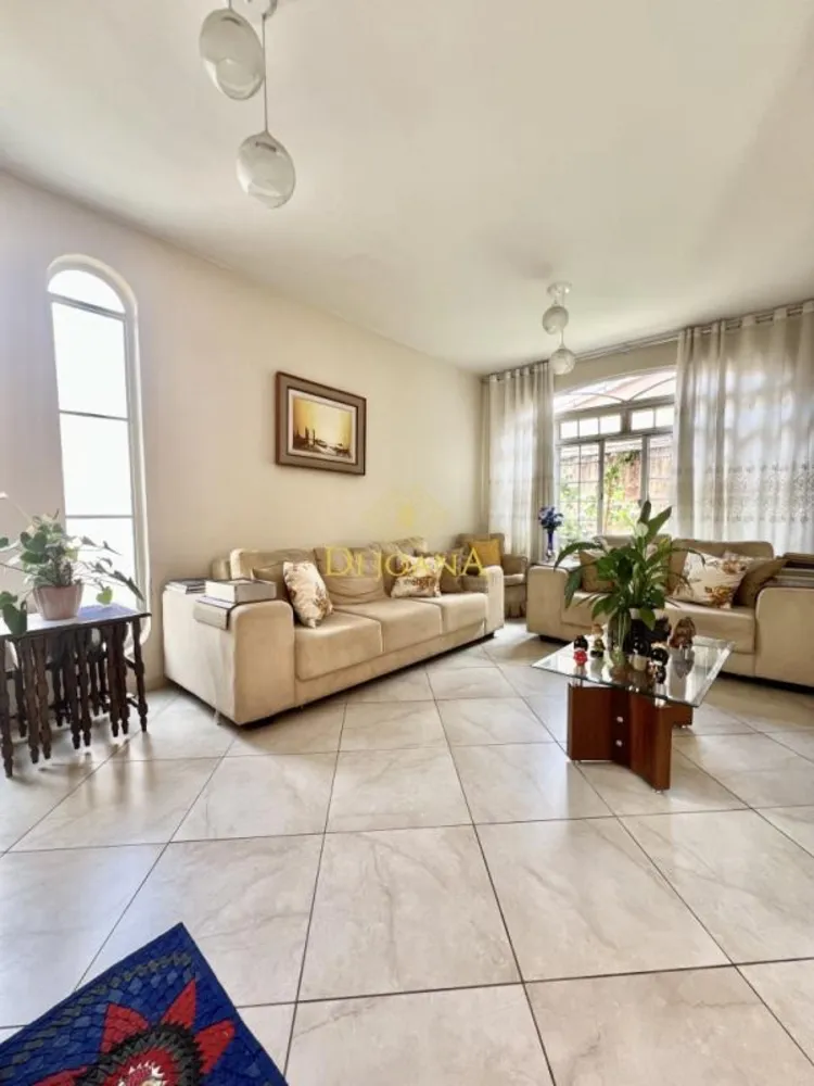 Casa, 3 quartos, 360 m² - Foto 2
