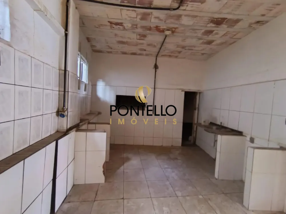 Casa, 2 quartos, 241 m² - Foto 8