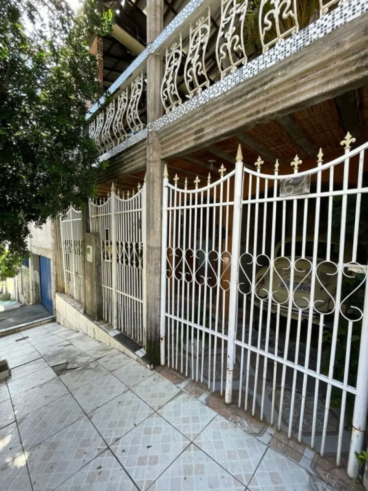 Casa, 4 quartos, 200 m² - Foto 1