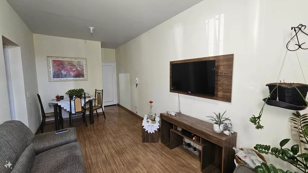 Apartamento à venda com 2 quartos, 60m² - Foto 1