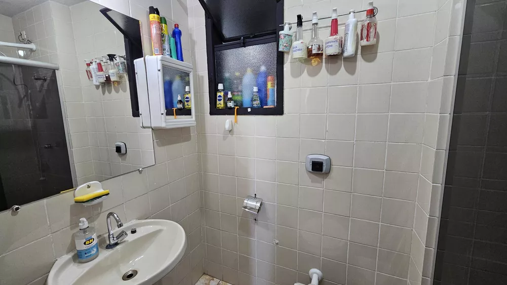 Apartamento à venda com 2 quartos, 60m² - Foto 4