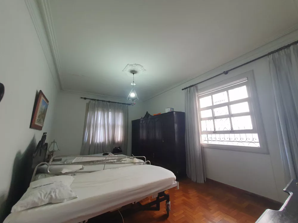 Casa à venda com 3 quartos, 368m² - Foto 11