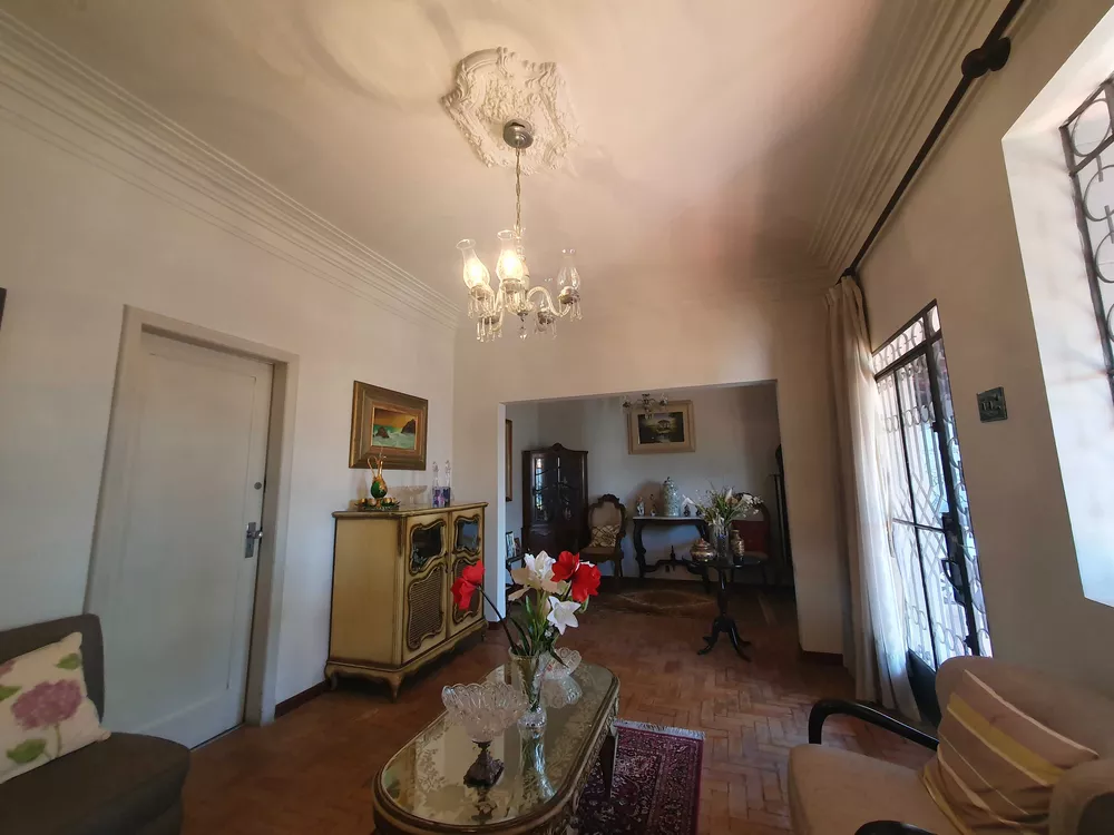 Casa à venda com 3 quartos, 368m² - Foto 4