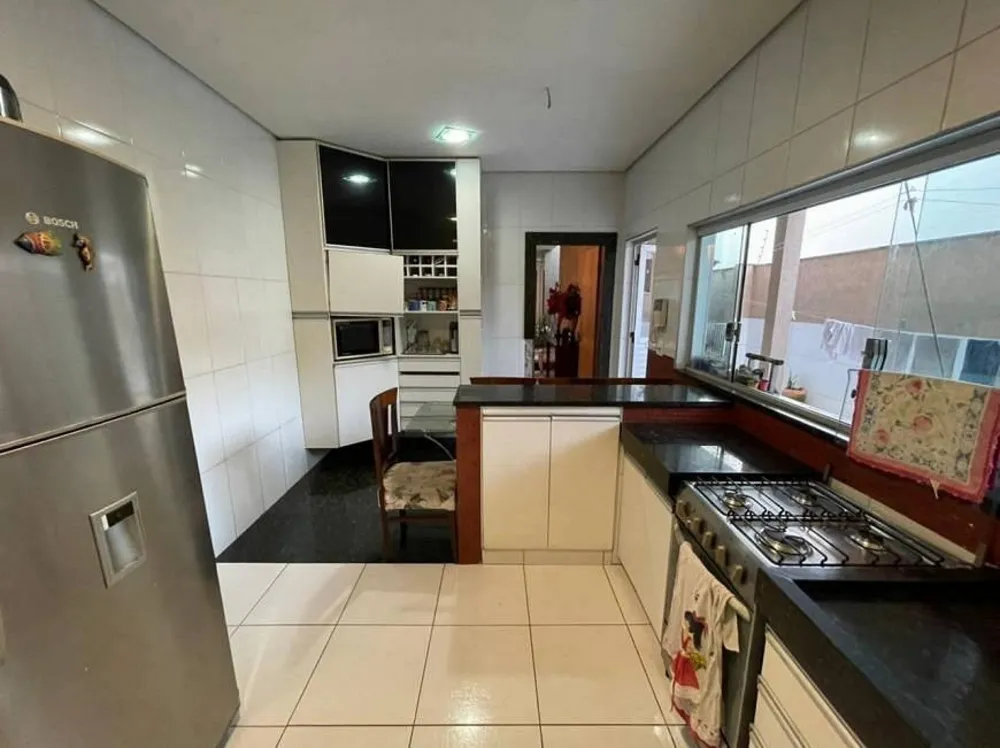 Casa, 4 quartos, 420 m² - Foto 23