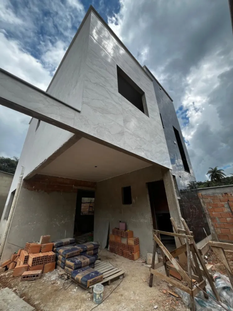 Casa, 3 quartos, 98 m² - Foto 2
