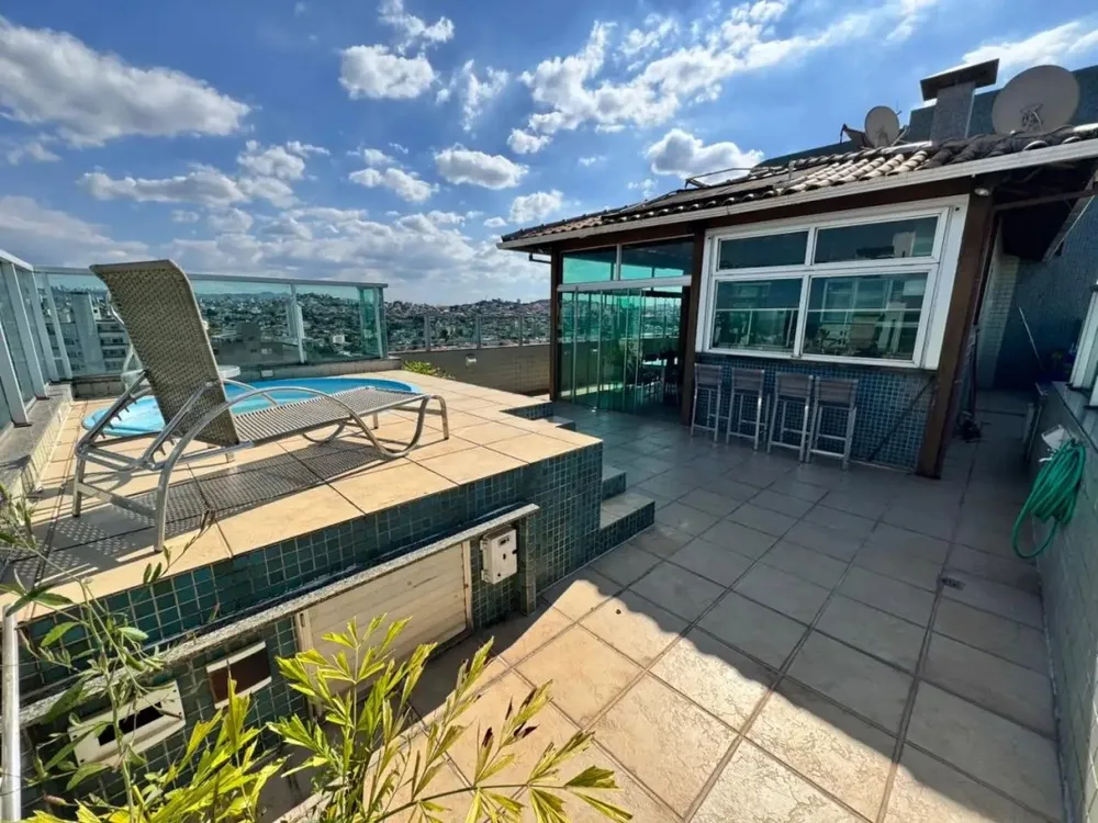 Cobertura, 4 quartos, 246 m² - Foto 1