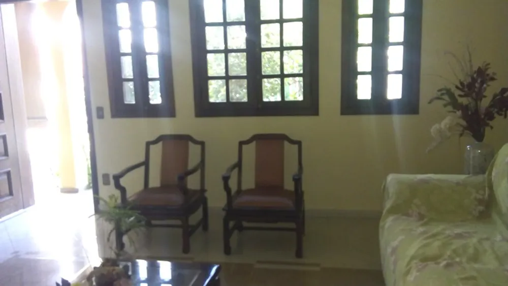 Casa, 4 quartos, 210 m² - Foto 1
