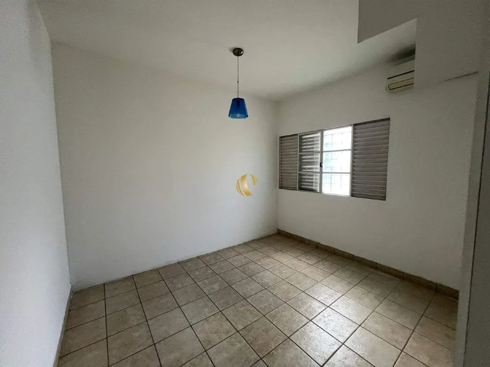 Casa, 4 quartos, 146 m² - Foto 1