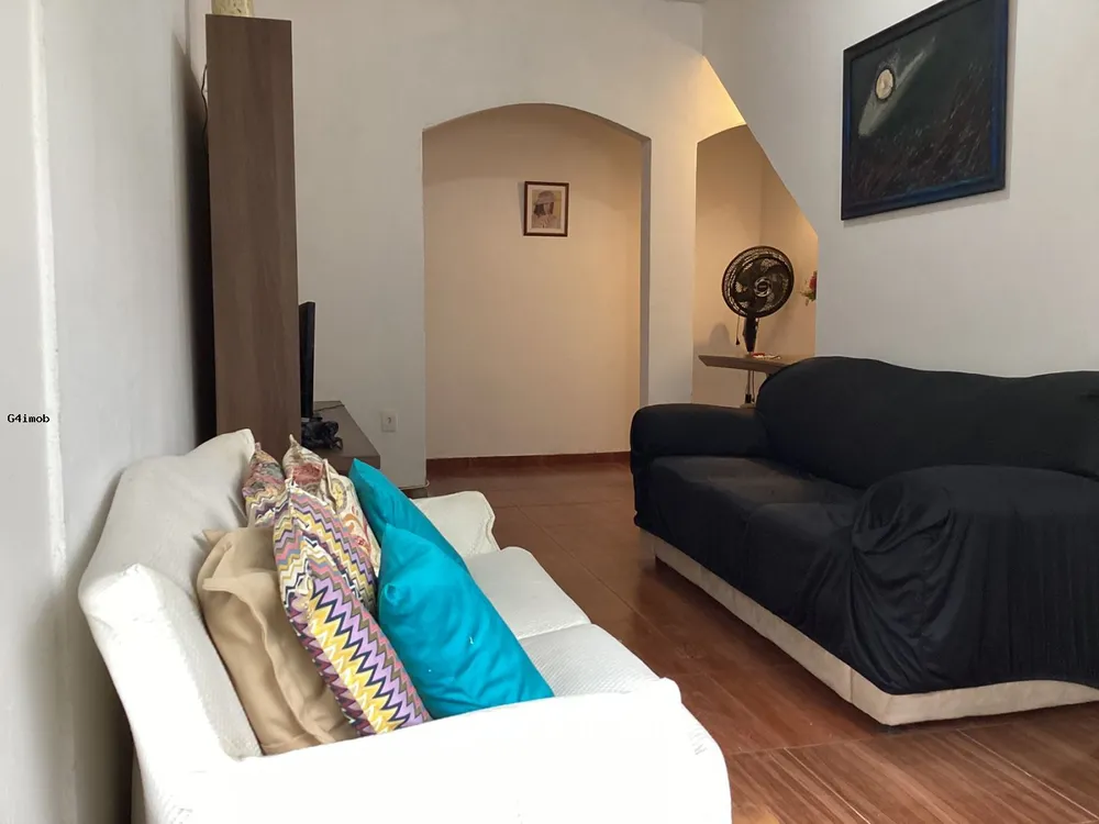 Casa, 4 quartos, 198 m² - Foto 2