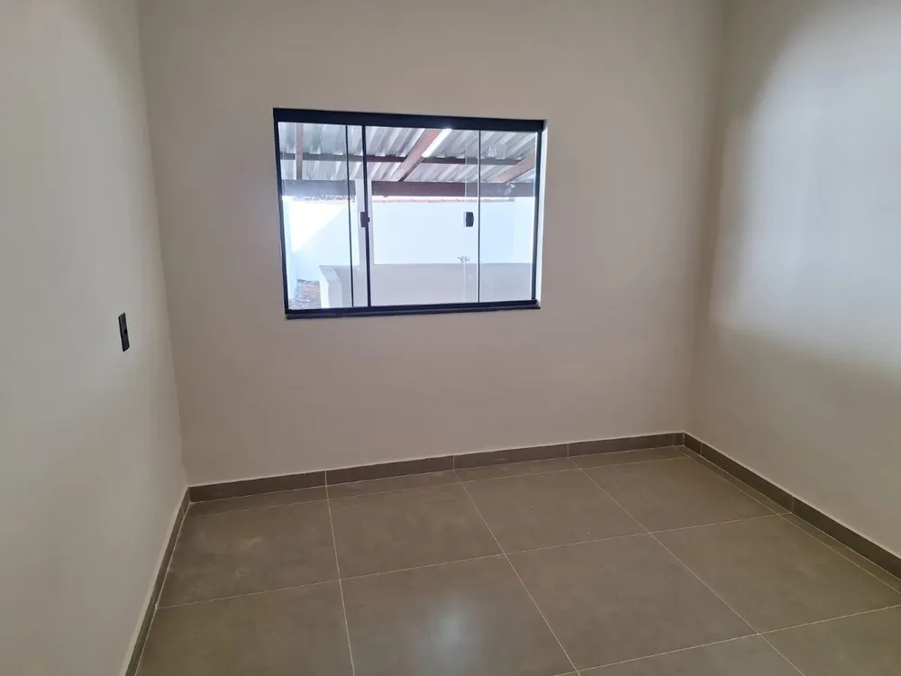 Casa, 2 quartos, 200 m² - Foto 1