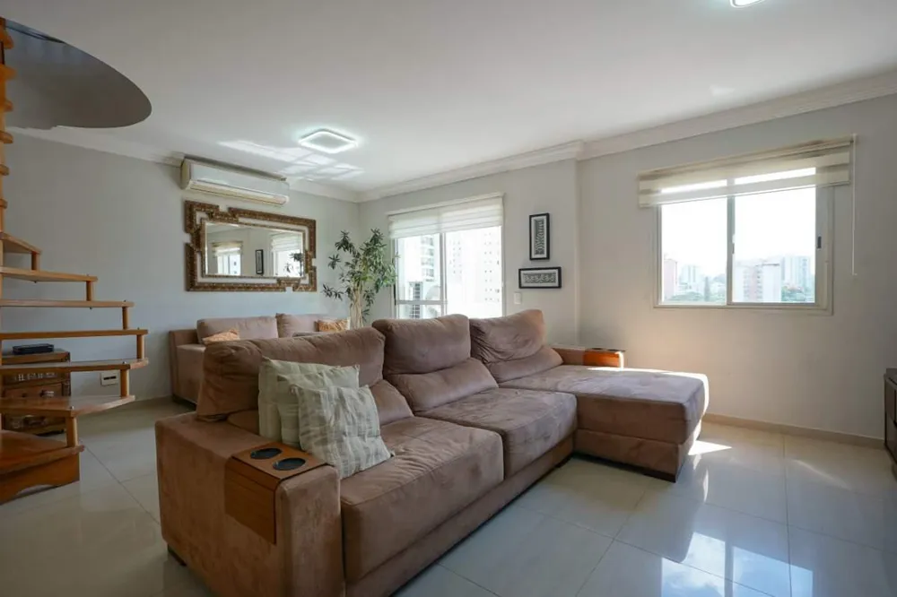Apartamento, 3 quartos, 228 m² - Foto 2