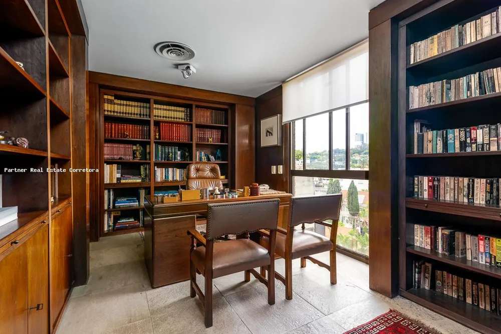 Casa, 4 quartos, 1127 m² - Foto 9