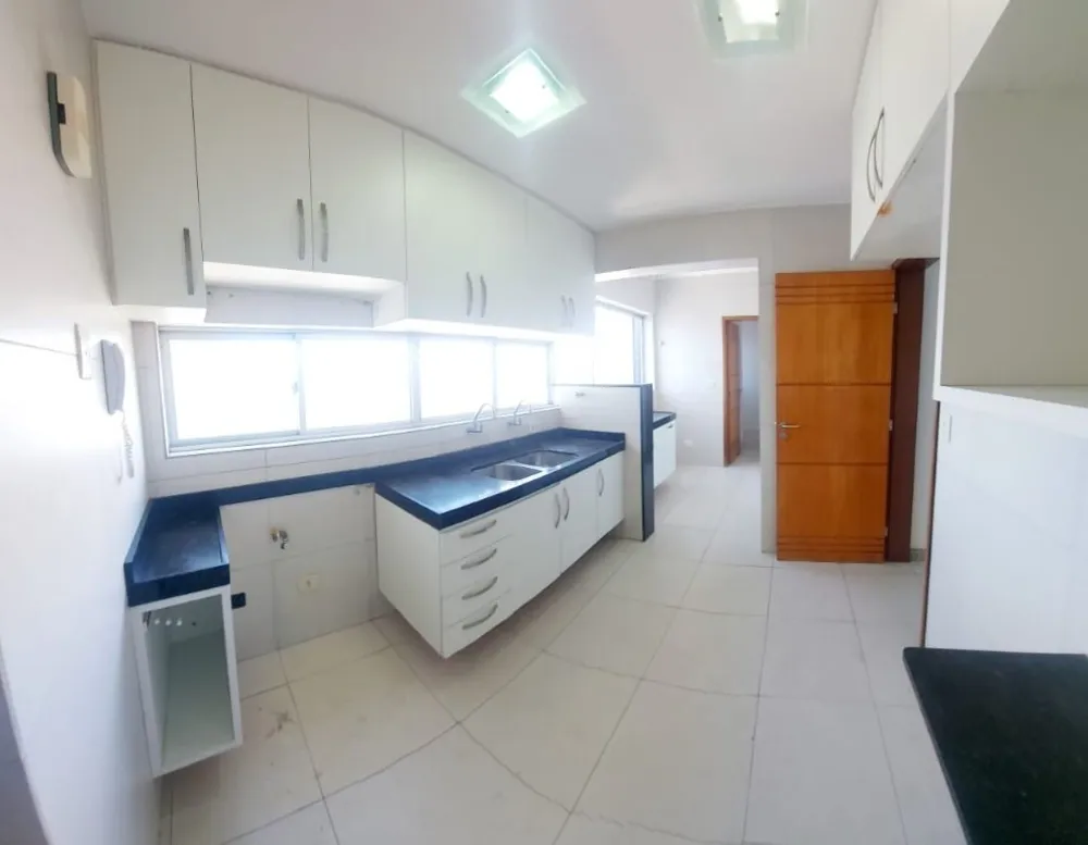 Apartamento, 3 quartos, 119 m² - Foto 2