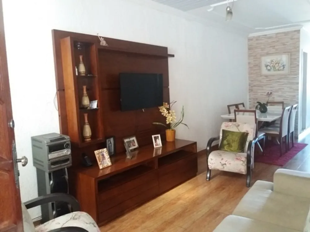 Casa, 4 quartos, 330 m² - Foto 1