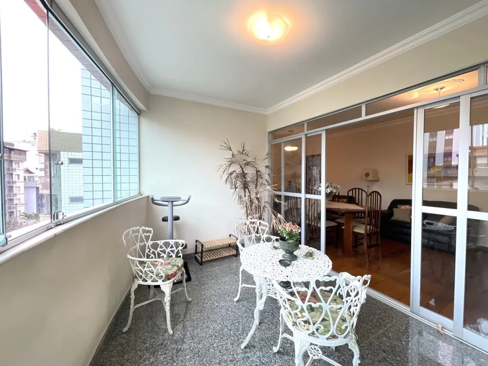 Apartamento, 3 quartos, 100 m² - Foto 1