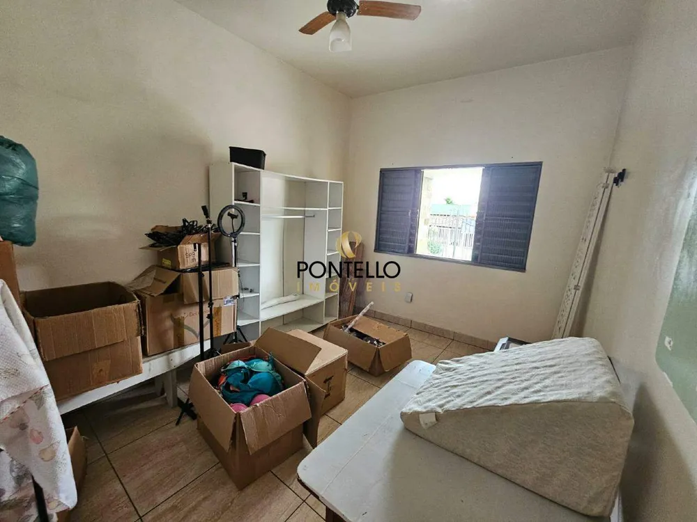 Casa, 4 quartos, 183 m² - Foto 1