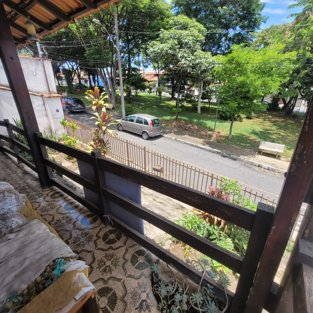 Casa, 3 quartos, 240 m² - Foto 2