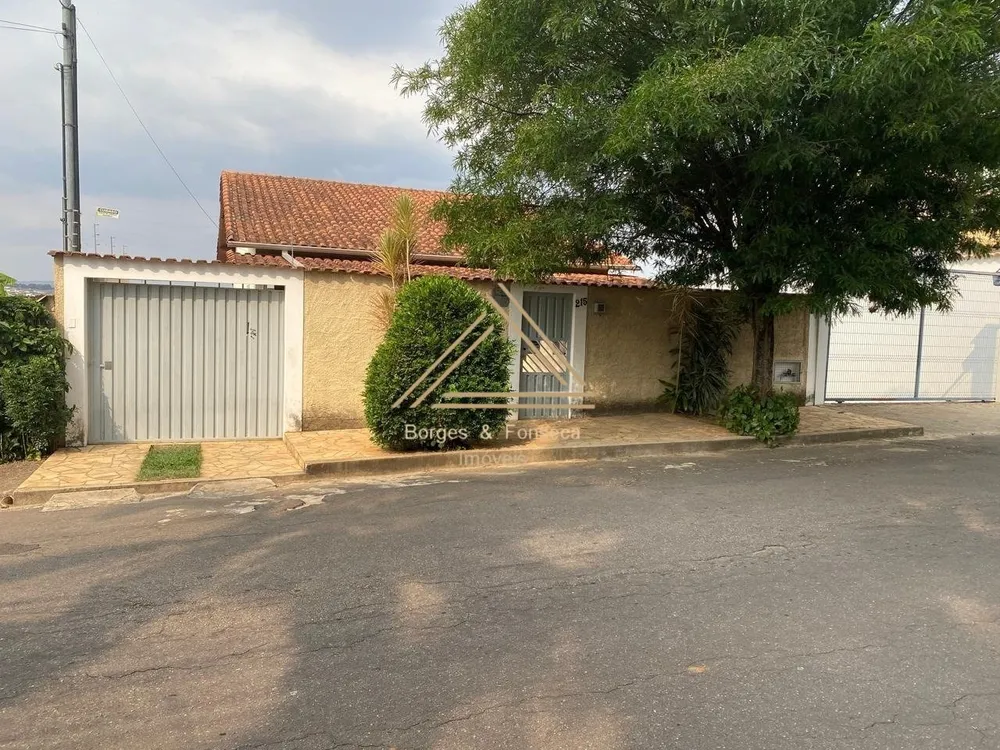 Casa, 3 quartos, 265 m² - Foto 2