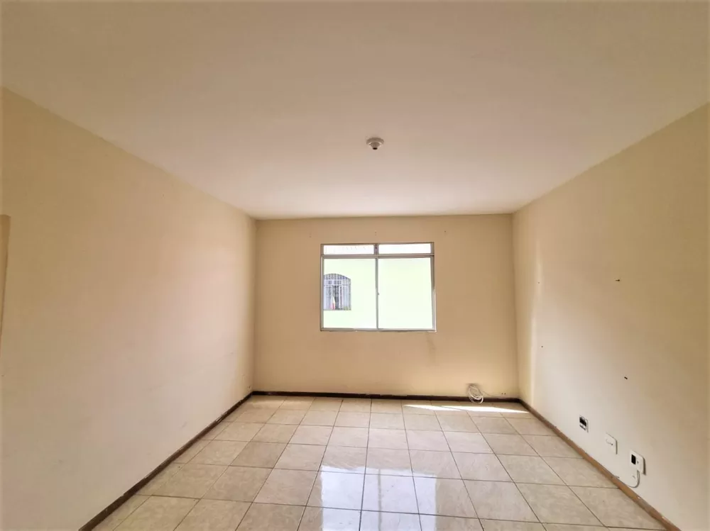 Apartamento à venda com 2 quartos, 68m² - Foto 1