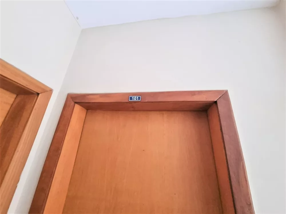 Apartamento à venda com 2 quartos, 68m² - Foto 2