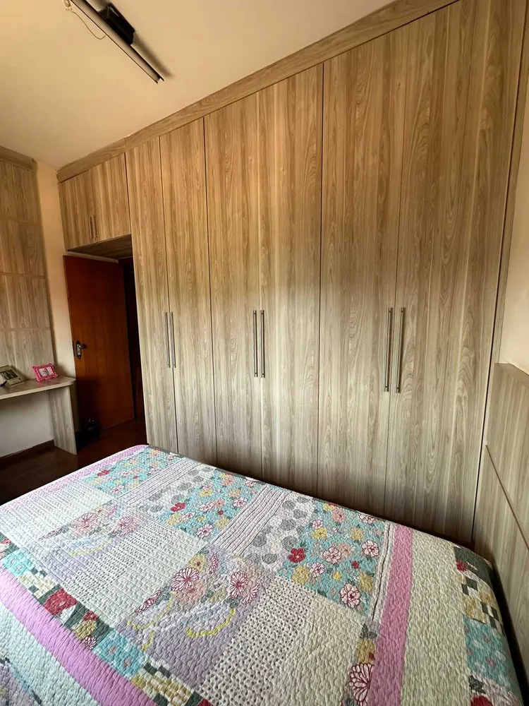 Casa, 3 quartos, 258 m² - Foto 19