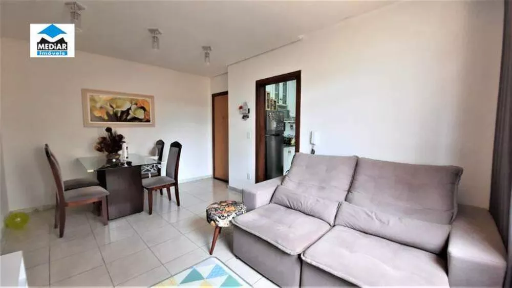 Apartamento à venda com 3 quartos, 85m² - Foto 4