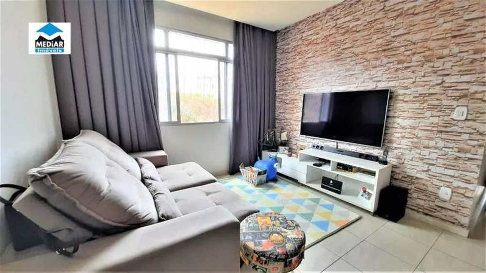 Apartamento à venda com 3 quartos, 85m² - Foto 3