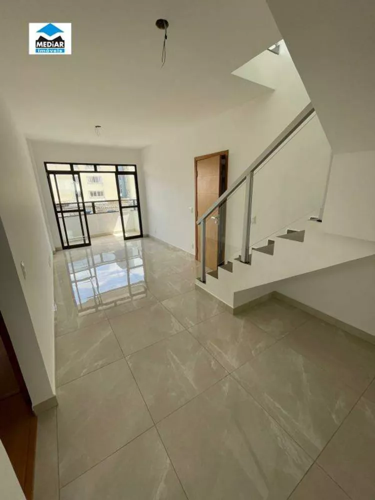 Cobertura à venda com 3 quartos, 170m² - Foto 4