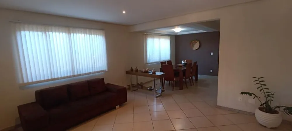 Casa, 5 quartos, 720 m² - Foto 1