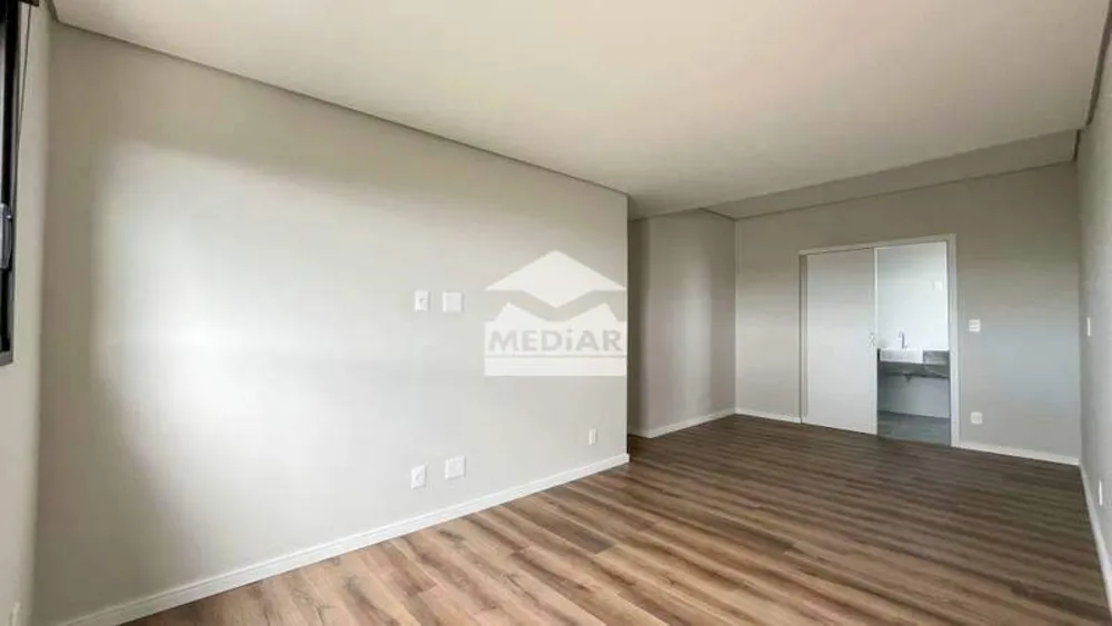 Apartamento, 4 quartos, 161 m² - Foto 2
