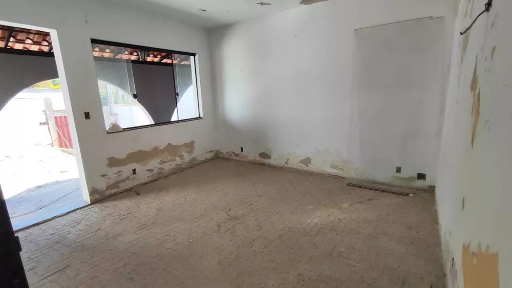 Casa à venda com 3 quartos, 360m² - Foto 5