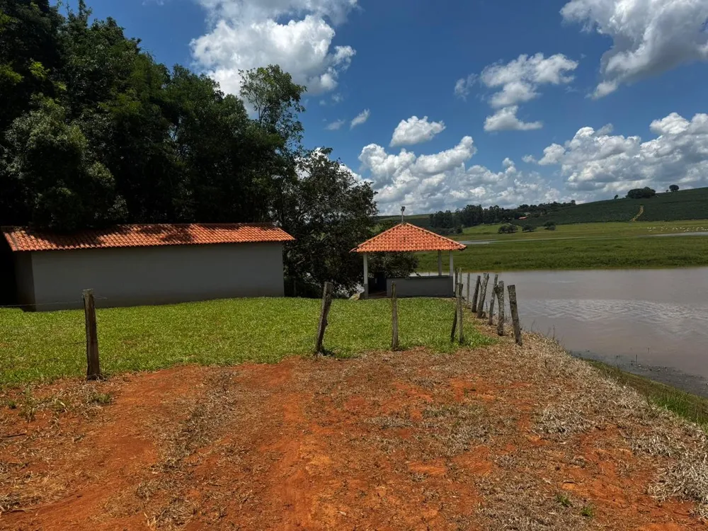 Chácara, 3 quartos, 242 m² - Foto 3