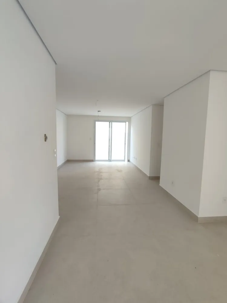 Apartamento, 3 quartos, 220 m² - Foto 2