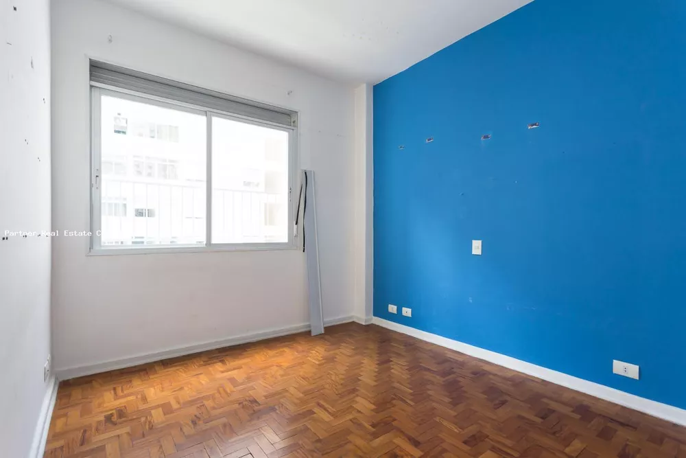 Apartamento à venda com 3 quartos, 165m² - Foto 4