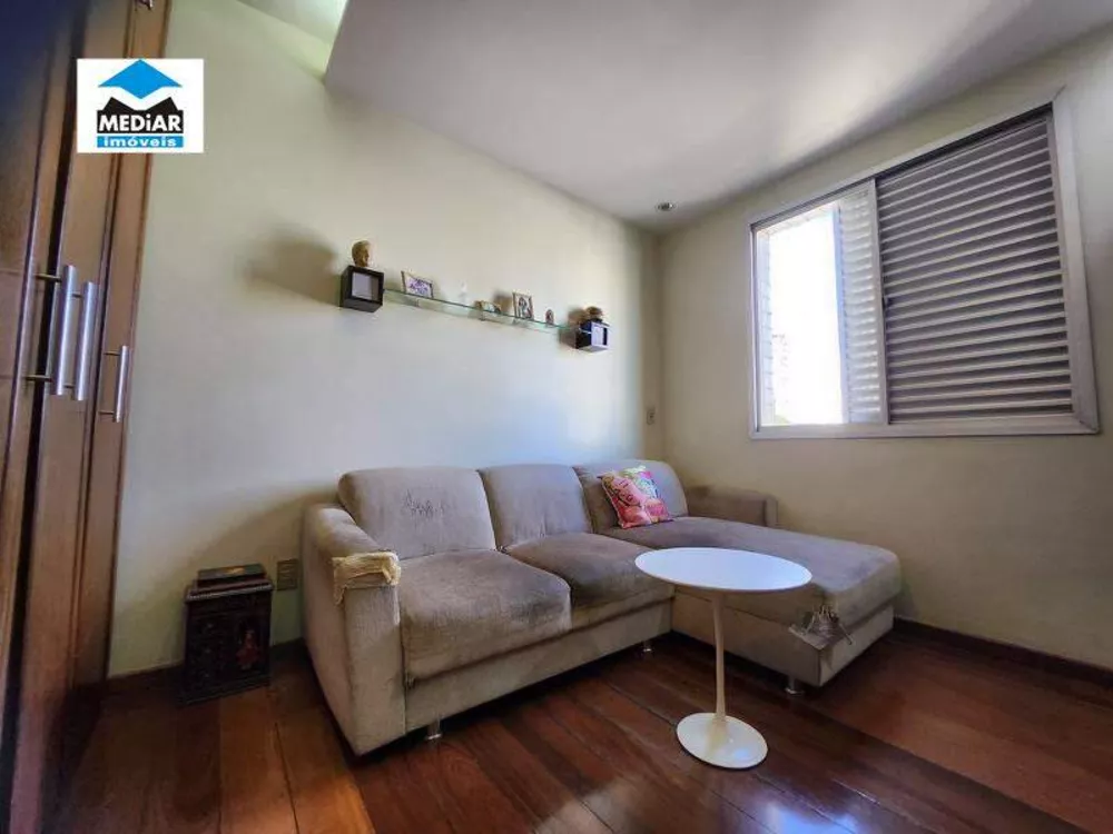 Apartamento à venda com 4 quartos, 137m² - Foto 11