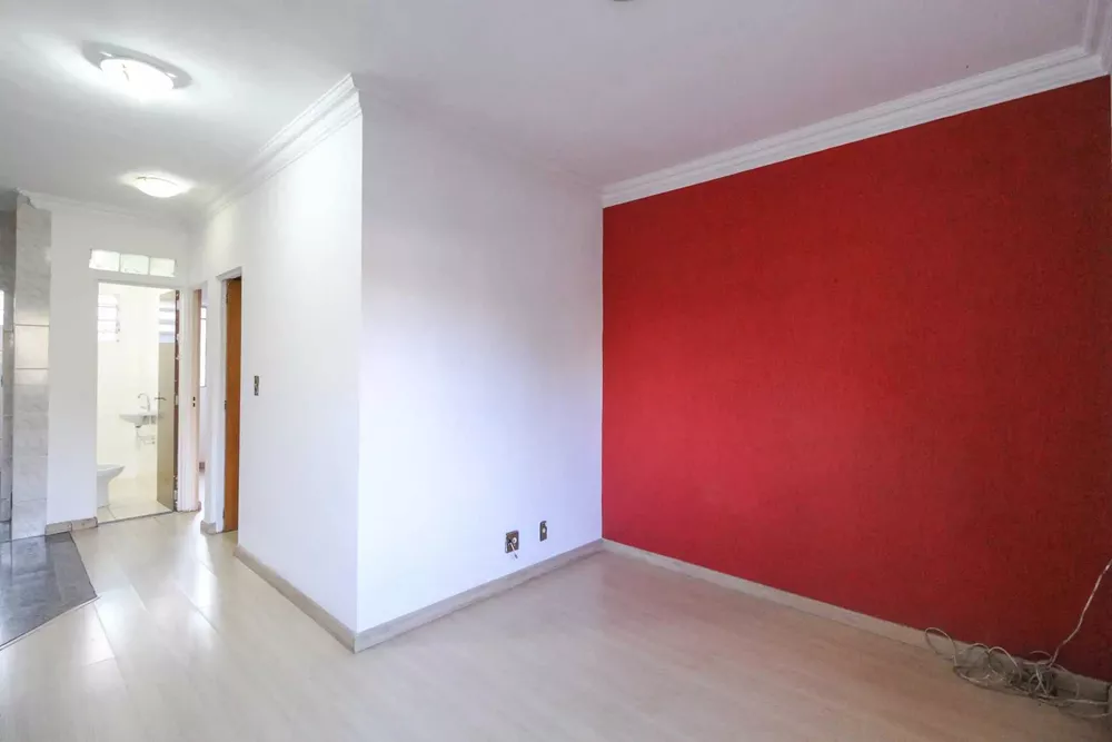 Apartamento à venda com 2 quartos, 45m² - Foto 2