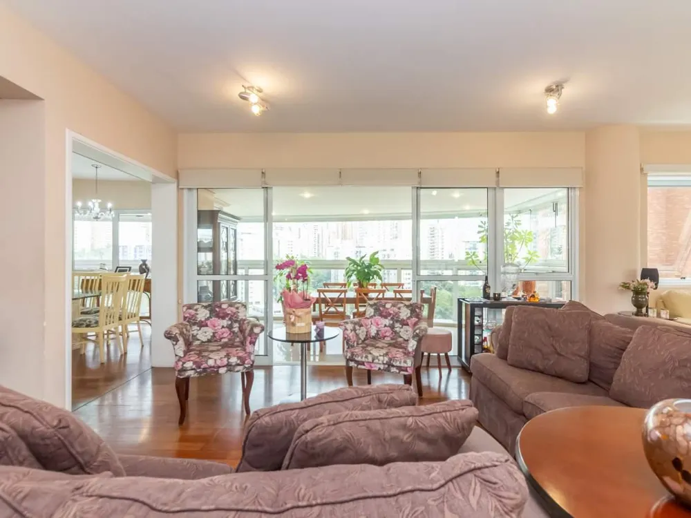 Apartamento, 4 quartos, 244 m² - Foto 2