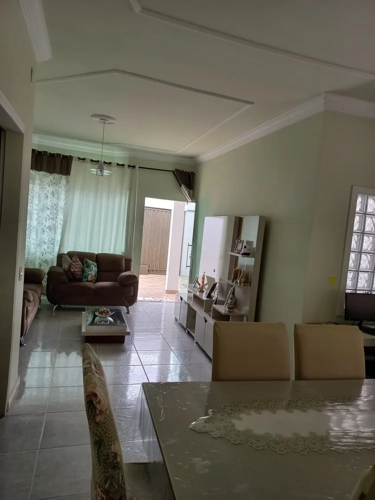 Casa, 3 quartos, 250 m² - Foto 4