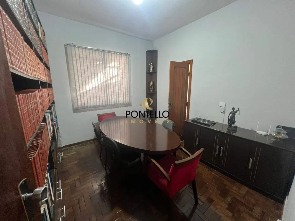 Casa, 3 quartos, 172 m² - Foto 2