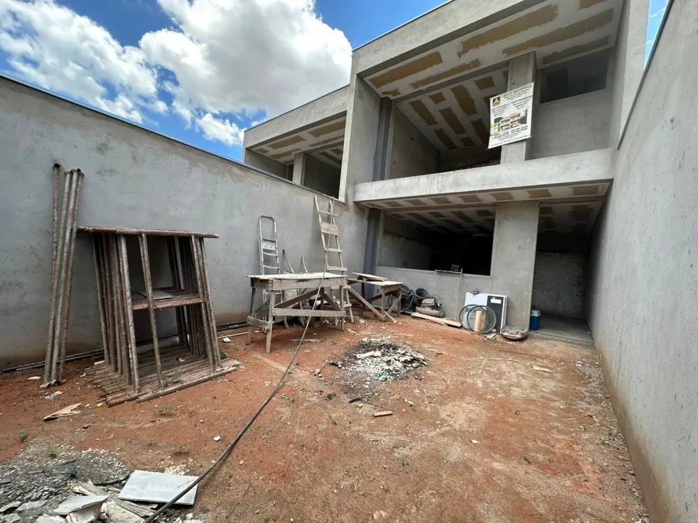Casa, 2 quartos, 140 m² - Foto 1