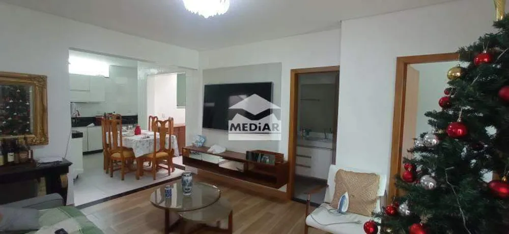 Casa, 5 quartos, 290 m² - Foto 2