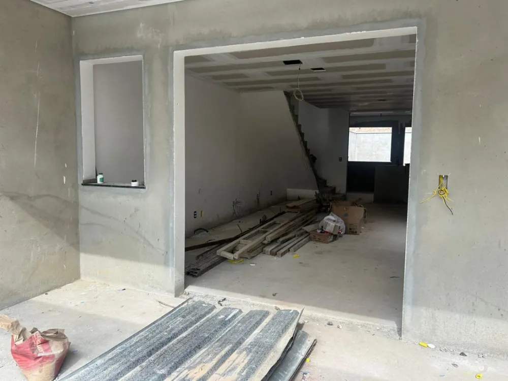 Casa, 6 quartos, 200 m² - Foto 4