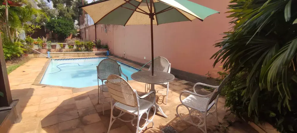 Casa, 8 quartos, 1000 m² - Foto 2
