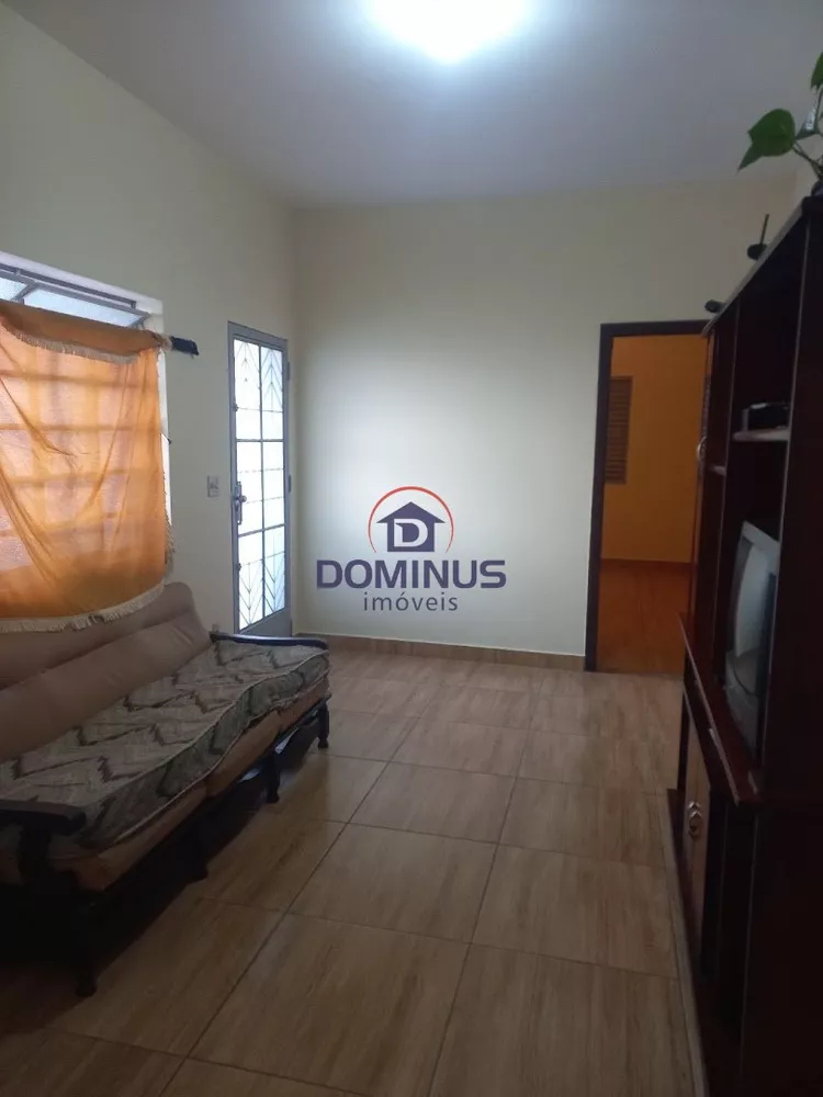 Casa à venda com 6 quartos, 300m² - Foto 8