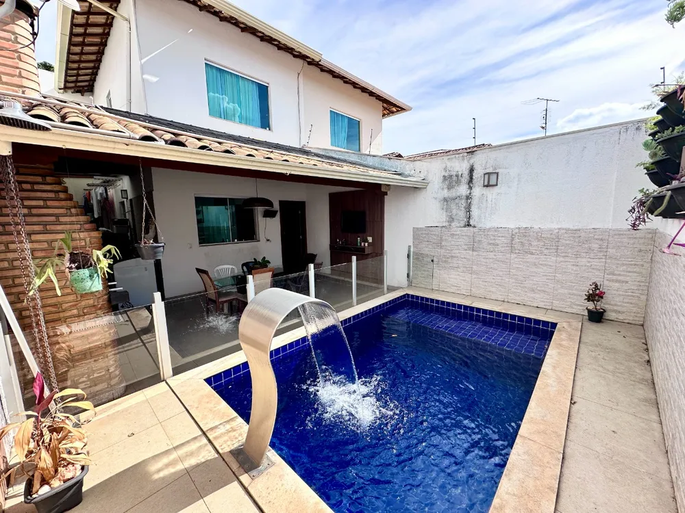 Casa, 4 quartos, 180 m² - Foto 2