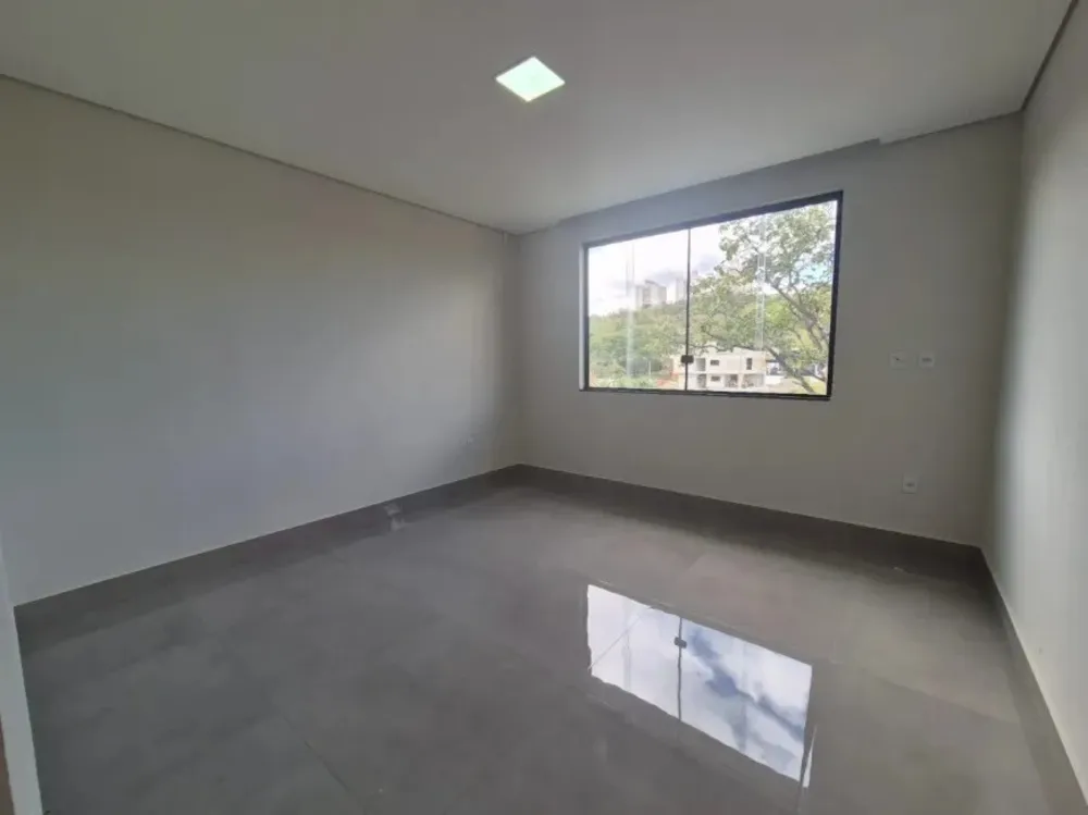 Casa, 4 quartos, 245 m² - Foto 10