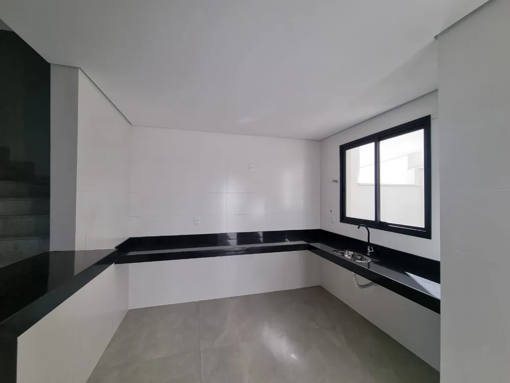 Casa, 3 quartos, 92 m² - Foto 2
