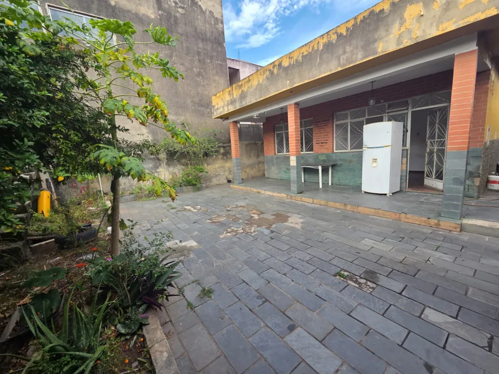 Casa, 3 quartos, 200 m² - Foto 1