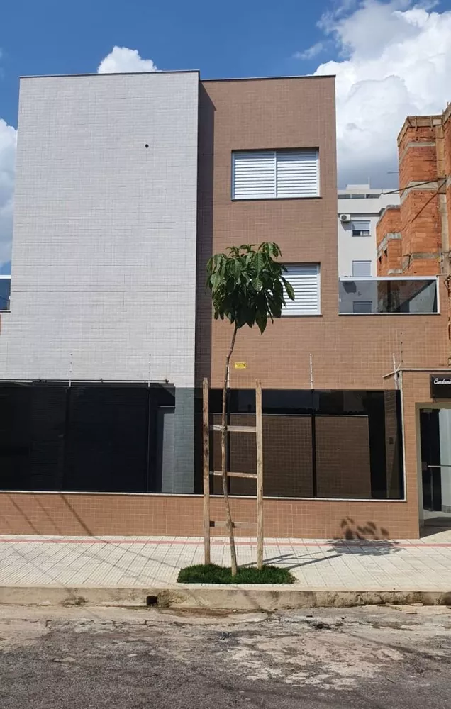 Cobertura à venda com 4 quartos, 106m² - Foto 1